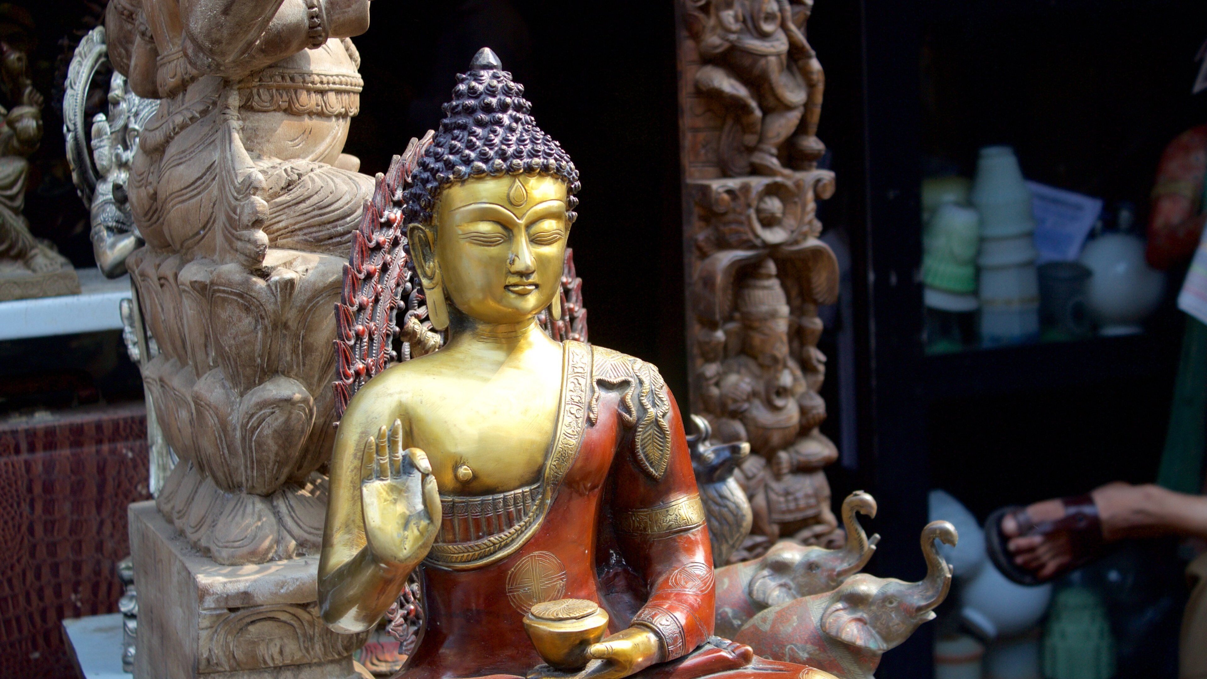 寇爾市場 其中包括 雕像或雕塑