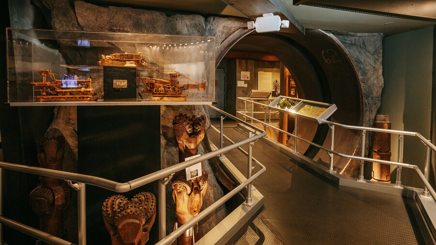 Atomic Museum featuring interior views