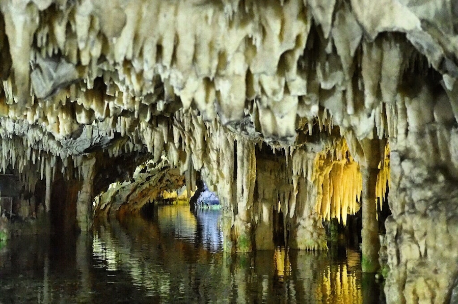 The most epic under ground cave with an amazing gondola ride through!!