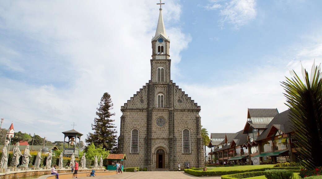 Iglesia de São Pedro mostrando una iglesia o catedral