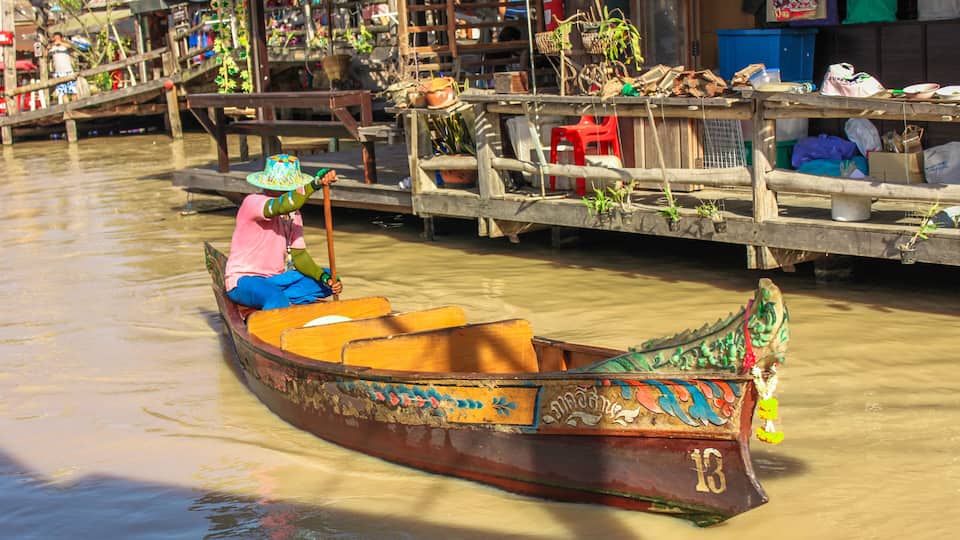 Pattaya Floating Market-Pattaya: 30 March 2013,Atmosphere for sale in floating market,There are many styles of products.For tourists to choose on Sukhumvit Road Bang Lamung,Chon Buri,Thailand