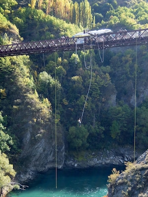 Kawarau Bridge, where the roots of bungy jumping lie.
I was not brave enough to even consider a jump, but it was cool just watching other people do it.