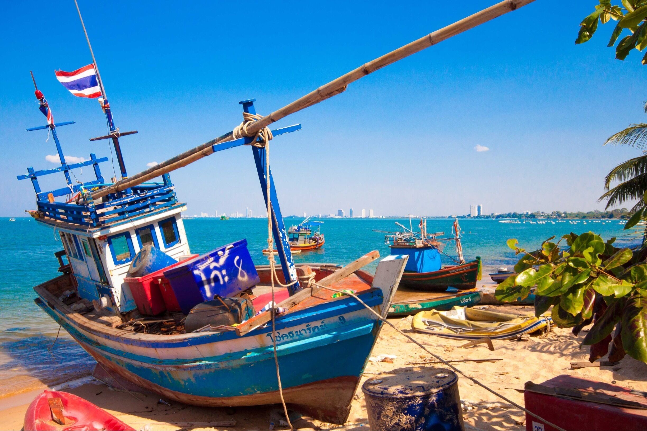 Bang Saray Beach is increasingly popular with the #expat community in #Pattaya, #Thailand 🇹🇭 as it is quiet, peaceful and local.
#LifeAtExpedia