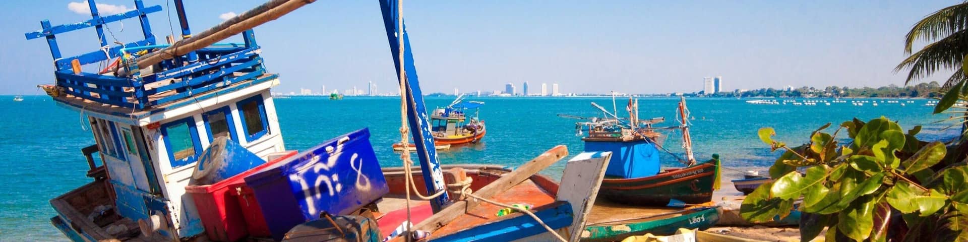 Bang Saray Beach is increasingly popular with the #expat community in #Pattaya, #Thailand 🇹🇭 as it is quiet, peaceful and local.
#LifeAtExpedia