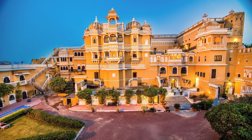 for more- http://www.topdestinationphotographer.com/