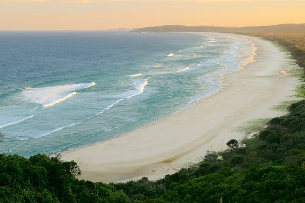 Arakwal National Park qui includes plage de sable