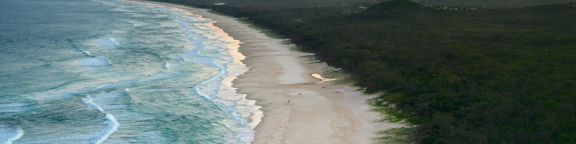 Arakwal National Park which includes a beach