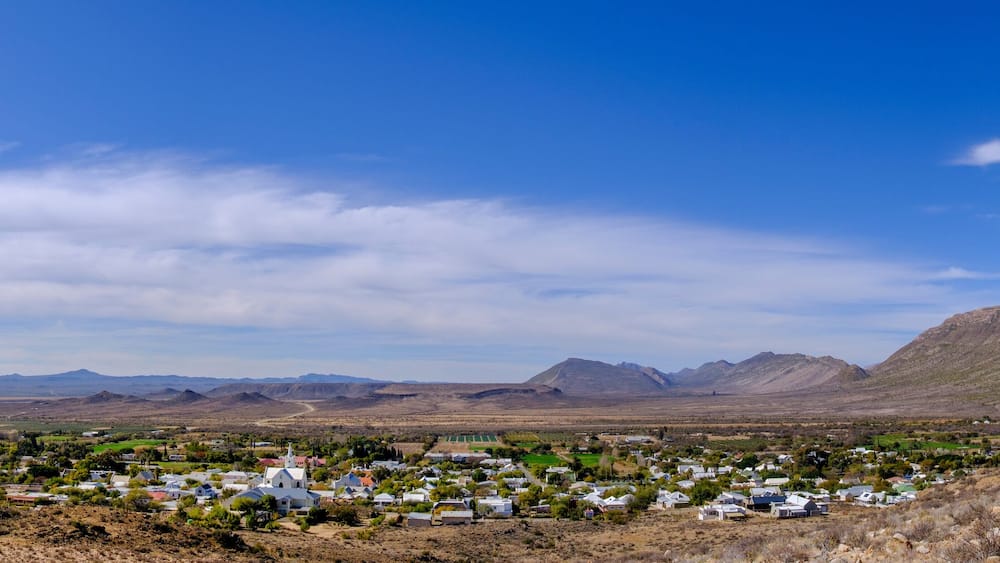 South Africa, Western Cape Province, Prince Albert, Panoramic view of small town Great Karoo