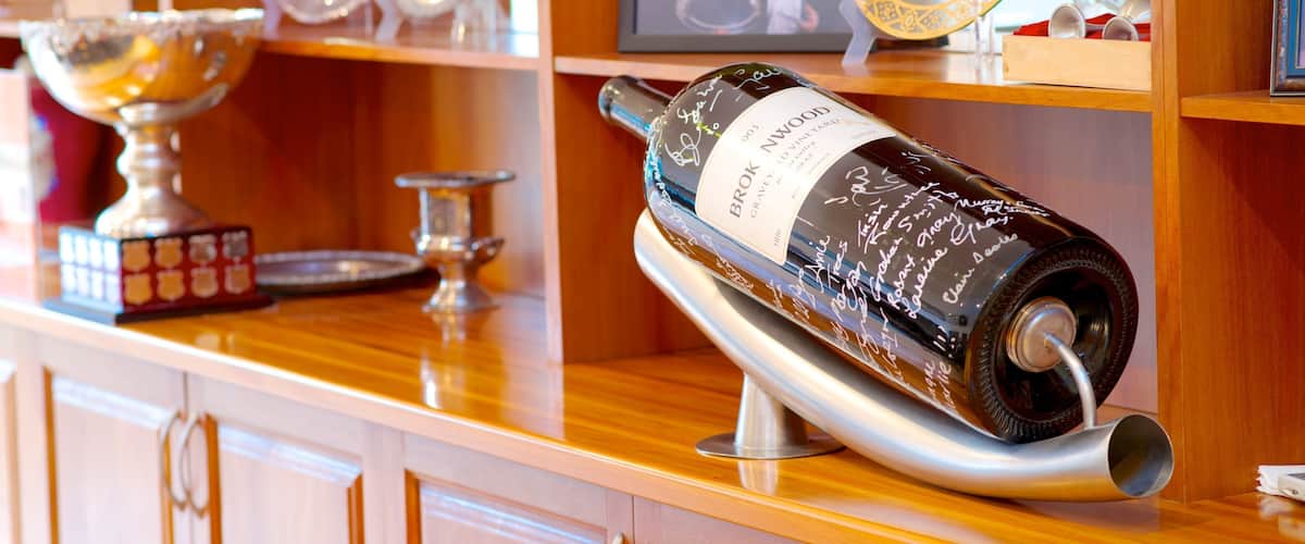 Brokenwood Wines featuring interior views
