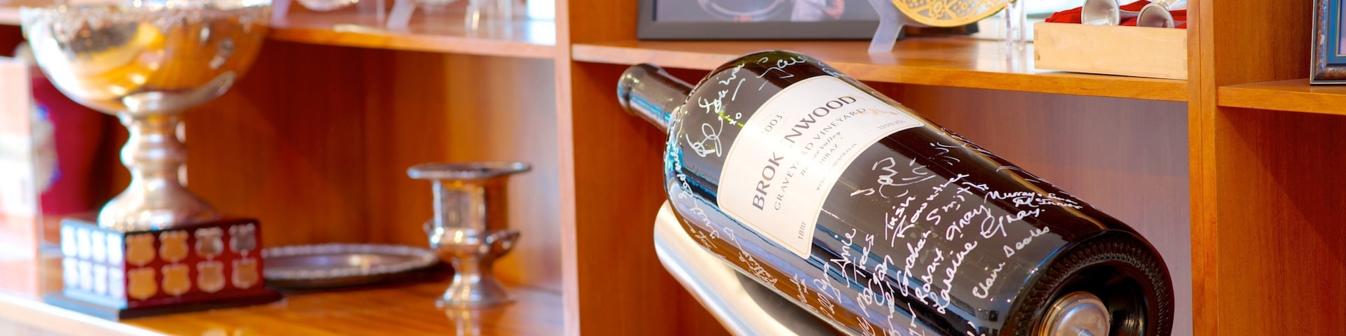 Brokenwood Wines which includes interior views