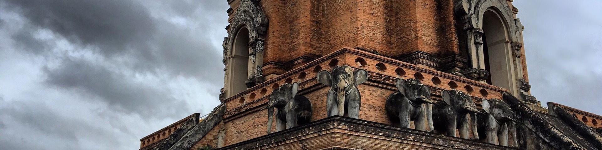Wat Chedi Luang was ordered to be built in 1411 and was not finished until 1441, after the passing of King Saen Muang Ma, the king who ordered it to be built and the following King. The famed Phra Kaew (the Emerald Buddha) now held in Bangkok's Wat Phra Kaew previously resided in the Eastern Niche in 1475.