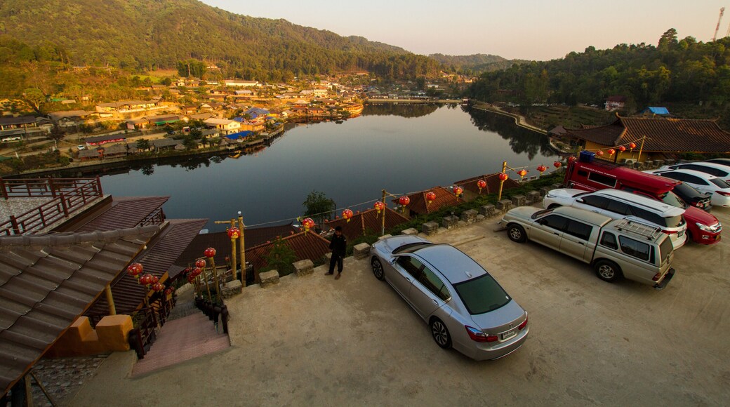Ban Rak Thai in Mae Hong Son, Thailand 🇹🇭 is a little odd. It’s a Chinese village in Thailand, with traditional Chinese architecture and attractions clustered around a lovely lake in a secluded valley.
#LifeAtExpediaGroup
