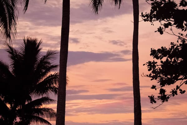 The Stand overlooking Magnetic Island
#sunset #myhome #thisistownsville #queensland