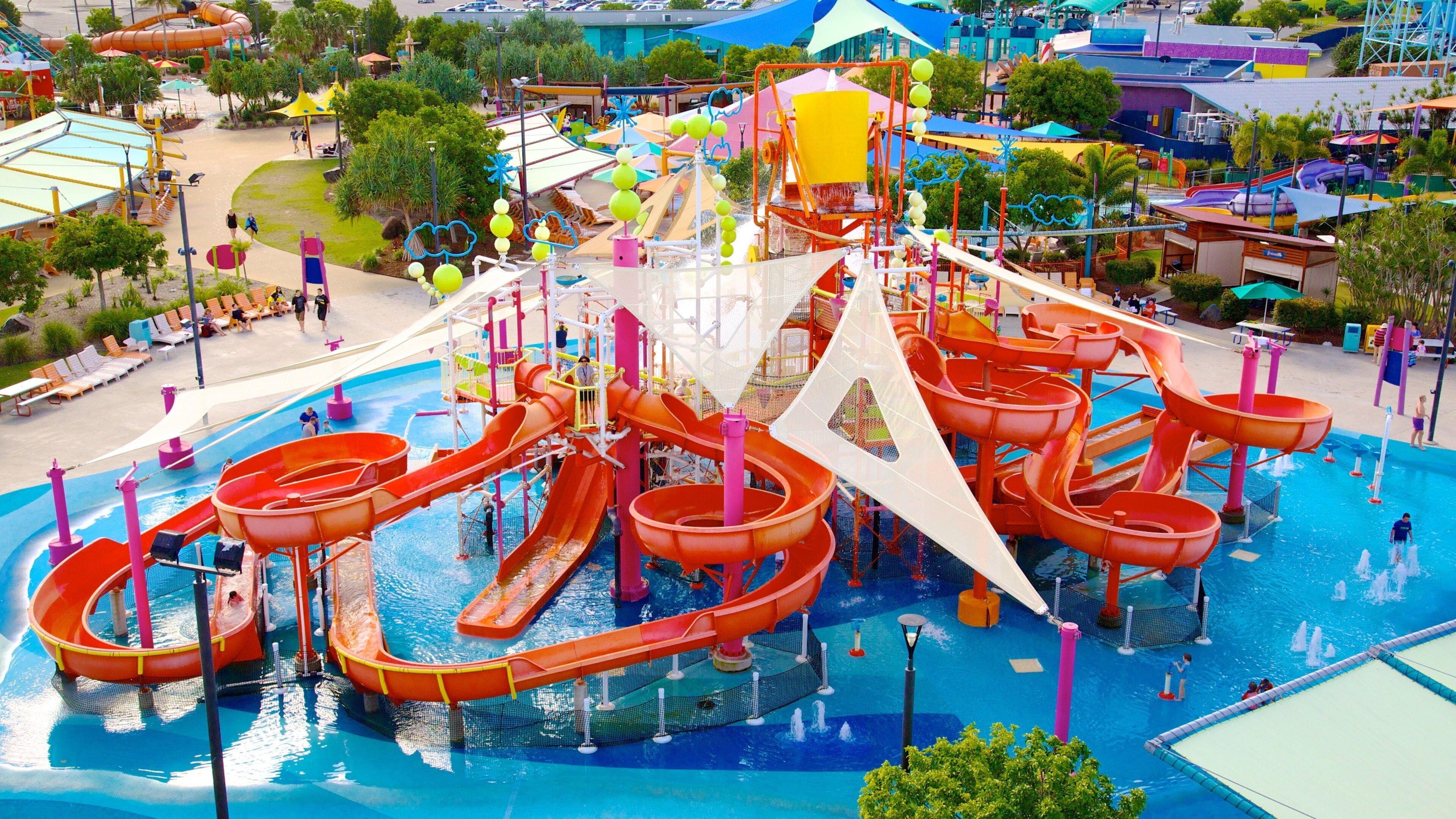 WhiteWater World showing a waterpark