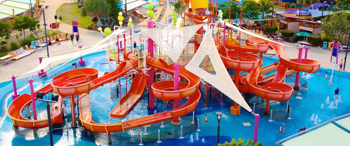 WhiteWater World showing a waterpark