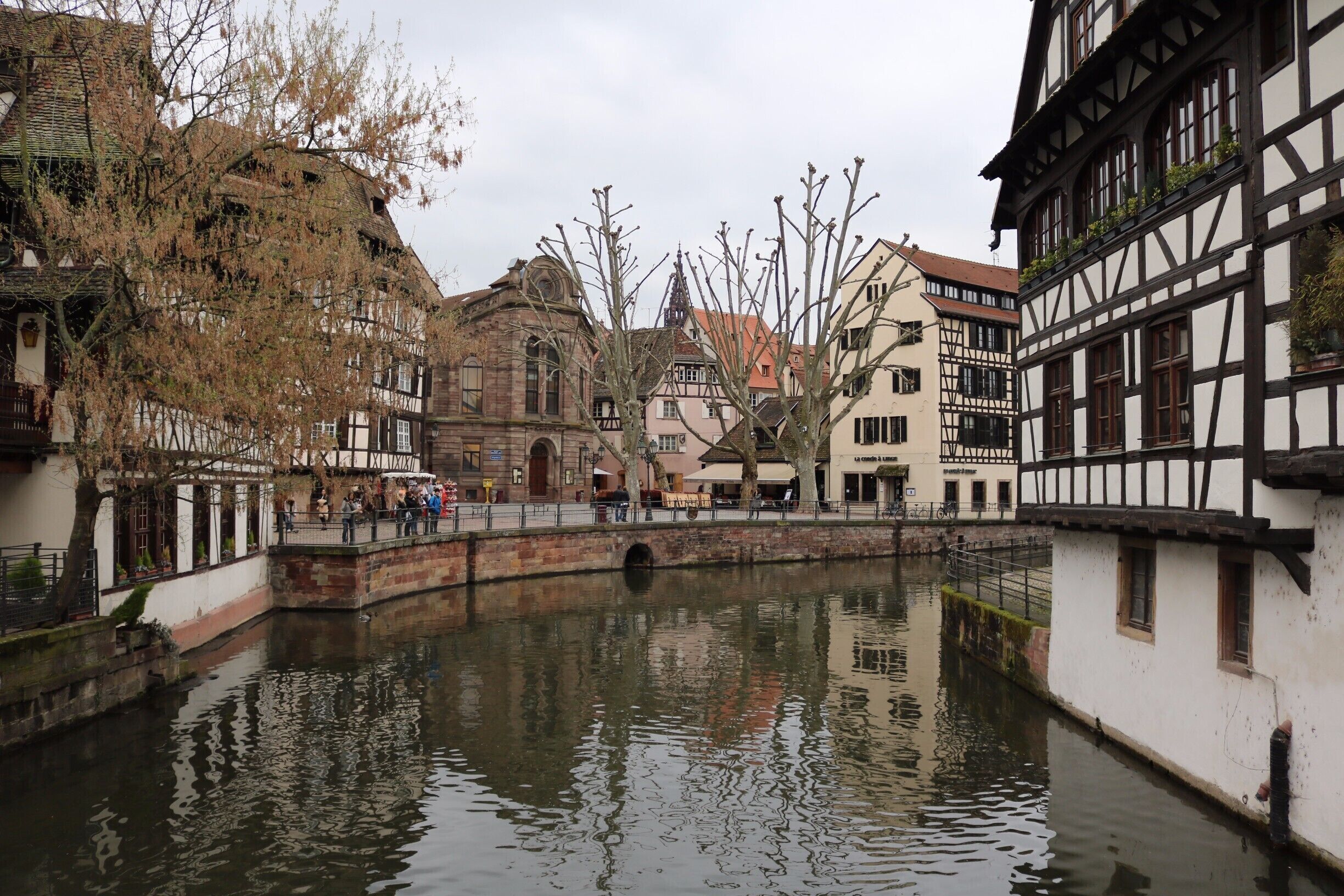 Strasbourg by day.
Women on bicycles, men playing the accordion in the street, and badass teenagers eating baguettes on their way home from school. You'd swear it was all a setup!