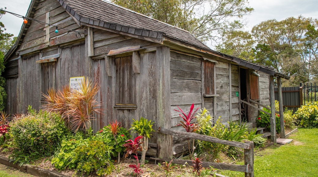 Hervey Bay Historical Village Museum showing heritage elements