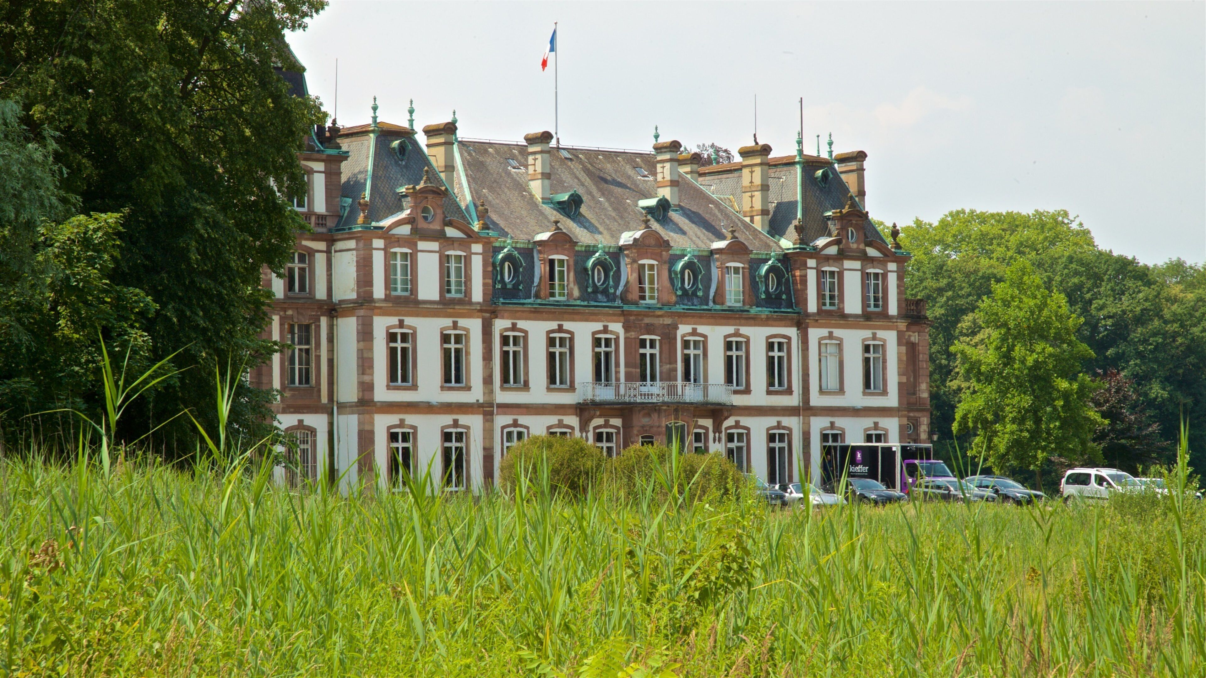Montagne Verte showing heritage architecture