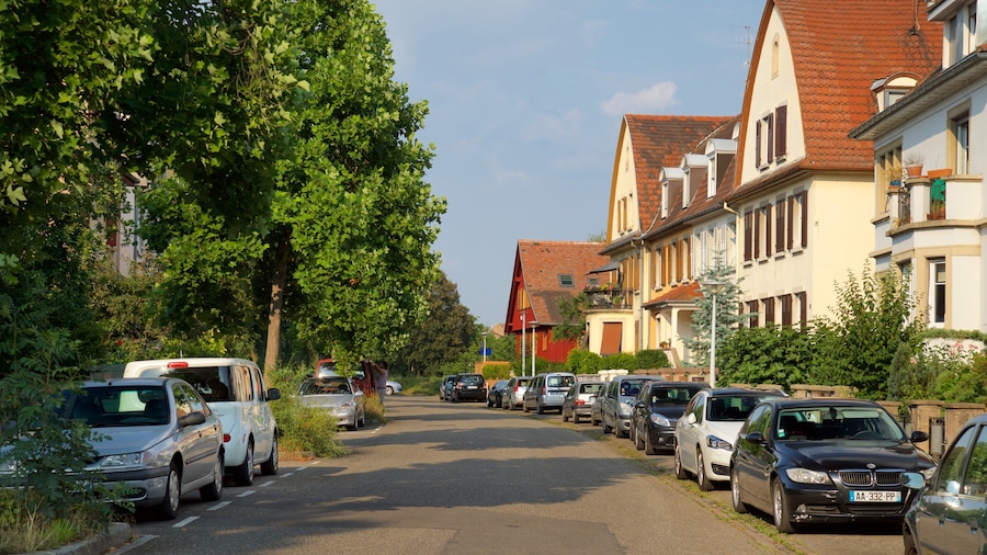 Robertsau which includes a small town or village
