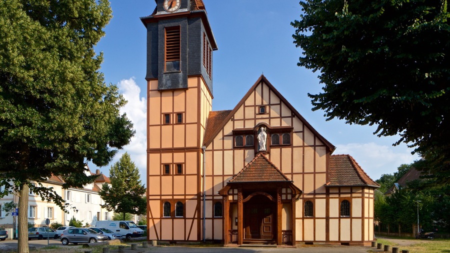 Robertsau showing heritage architecture