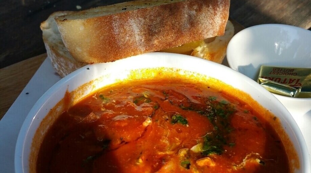 You know how great it is when you find a gem of a place? Called in for lunch and couldn't have been more impressed. Fresh and imaginative menu with friendly staff and a fun atmosphere. Reasonable prices too. A great philosophy of local seasonal dishes. Noticed a steady stream of customers taking goodies home as well. Don't miss it if you're in the area. Can only show one photo but the cakes were amazing as well.