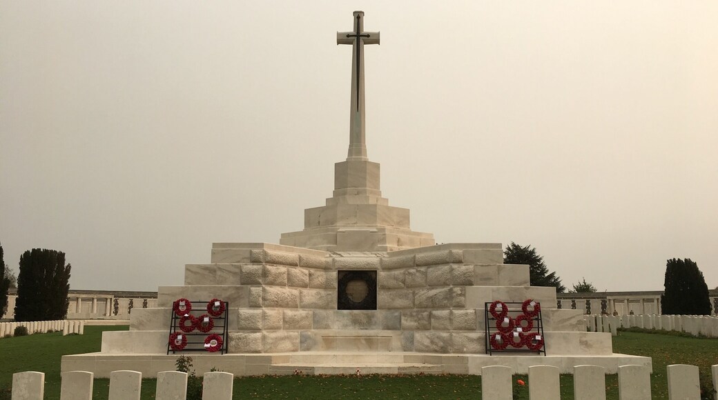 Part of the original Tyne Cot (Tyne Cottage) can be seen through the square in the base of the monument