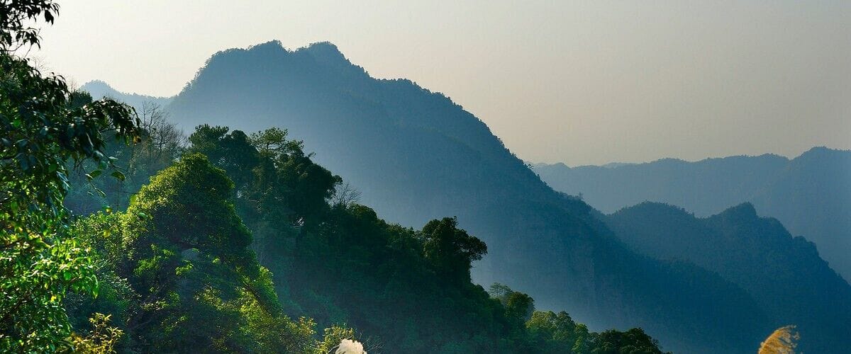 #LianhuaMountain Tourism Scenic Area in Jinxiu. #金秀莲花山.
https://twitter.com/Beautifulgx