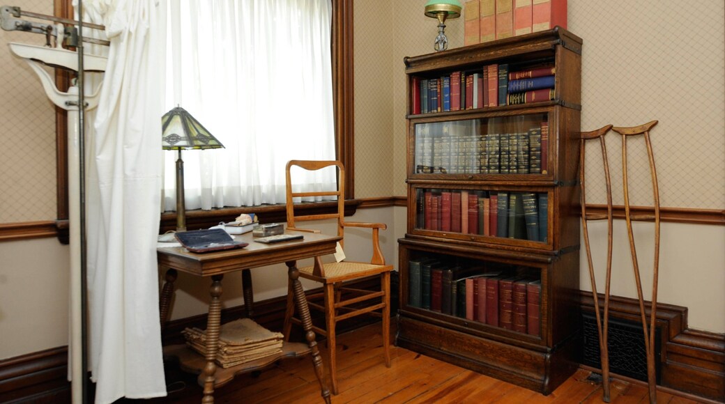 Banting House og byder på interiør og kulturarvsgenstande