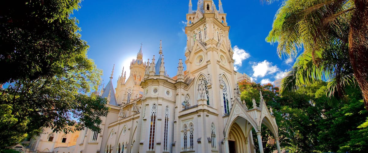 Boa Viagem Cathedral which includes a church or cathedral and heritage architecture