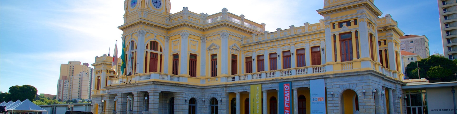 Museum of Arts and Craft showing heritage architecture and a square or plaza as well as an individual male