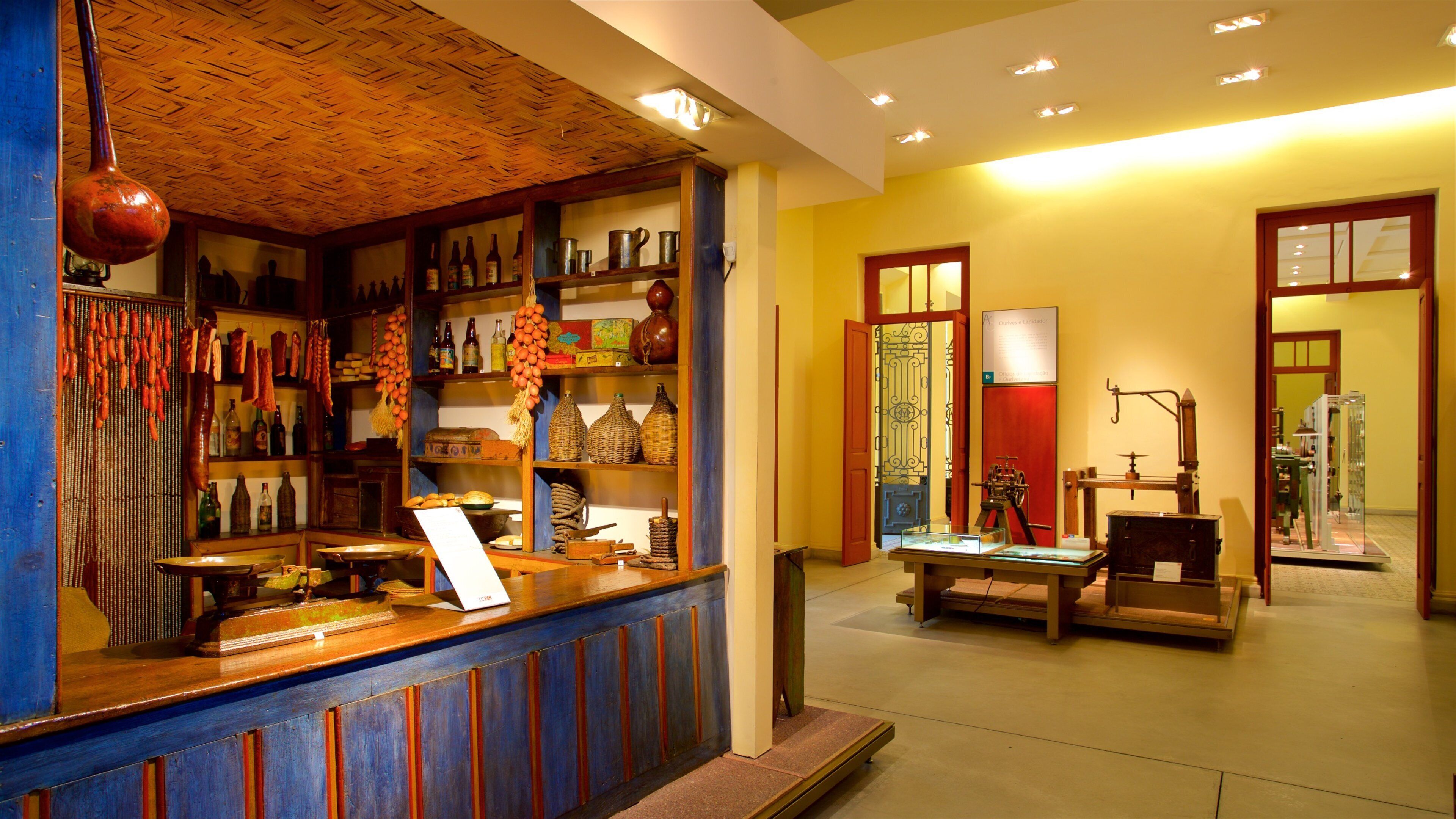 Museum of Arts and Craft which includes heritage elements and interior views