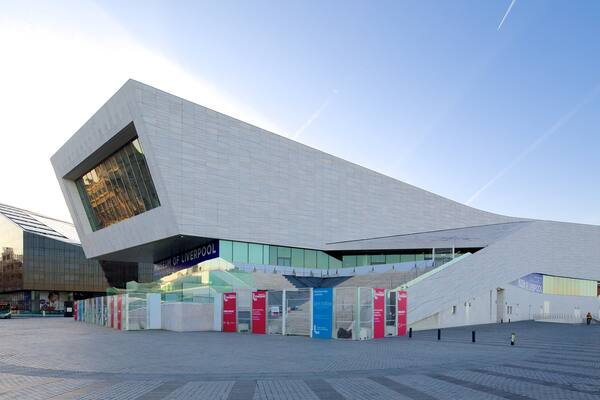 Museum of Liverpool featuring modern architecture