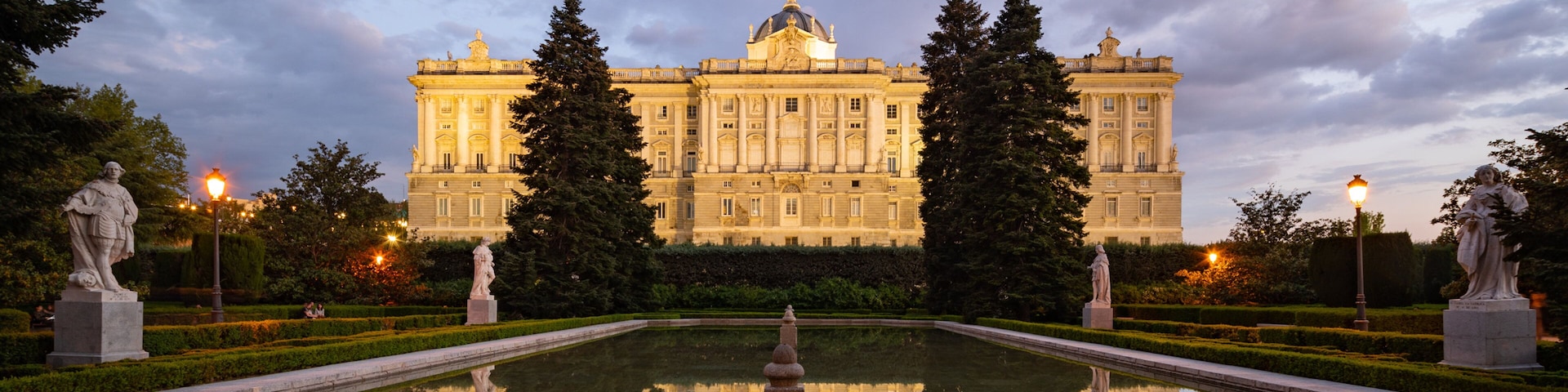 Sabatini Gardens featuring a sunset, heritage architecture and chateau or palace