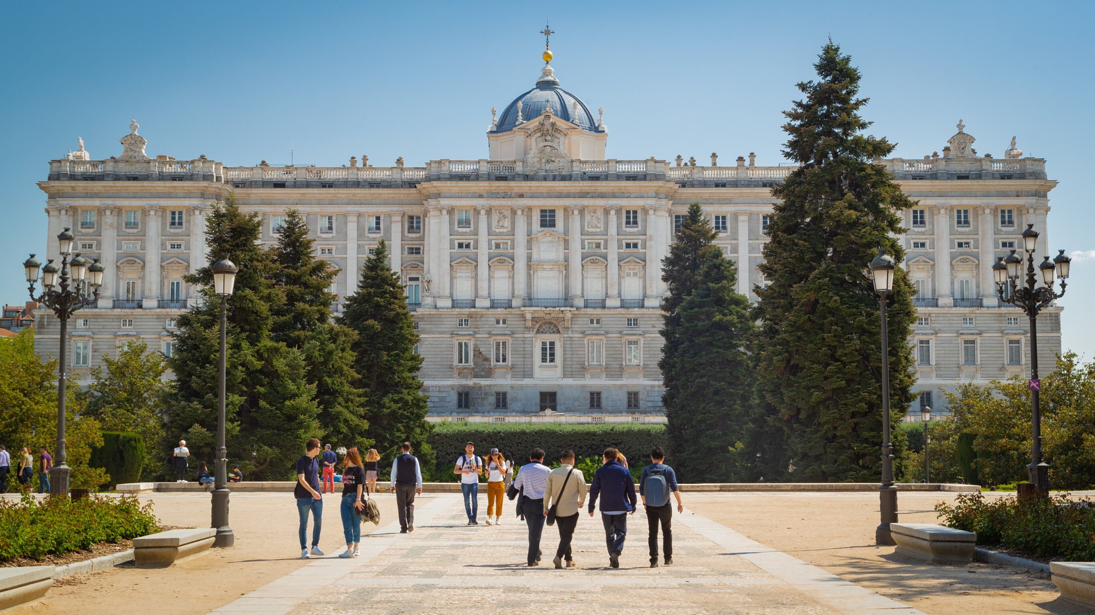 Sabatini Gardens featuring chateau or palace, a square or plaza and heritage architecture