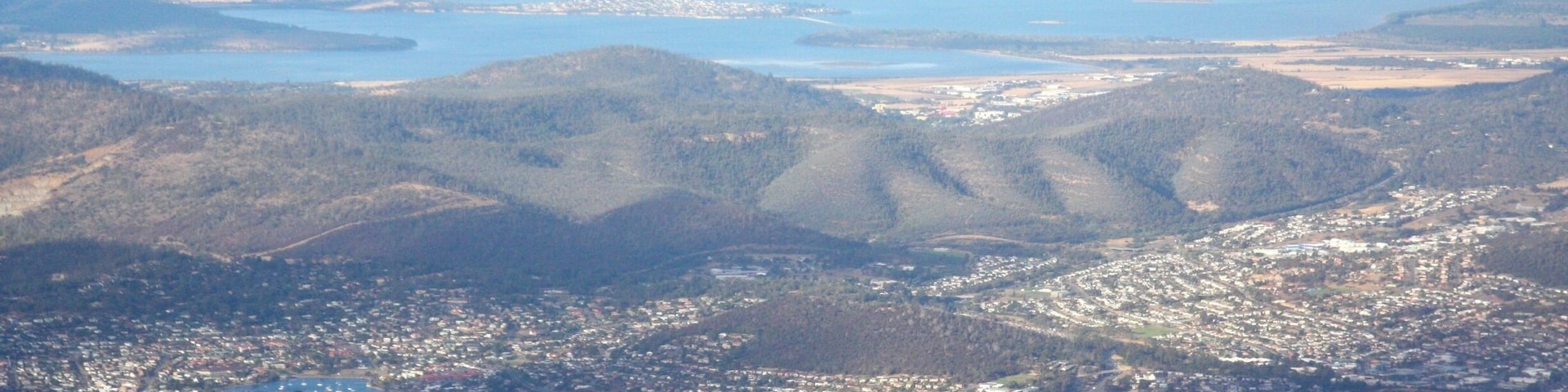 One of my favourite places in the world...and nope, I don't live there (yet!). On a road-trip around SE Tasmania, we made our way up to Mount Wellington. In the hour we were there, we had sun, clouds, sleet and rain - it was awesome. #roadtrip #Tasmania