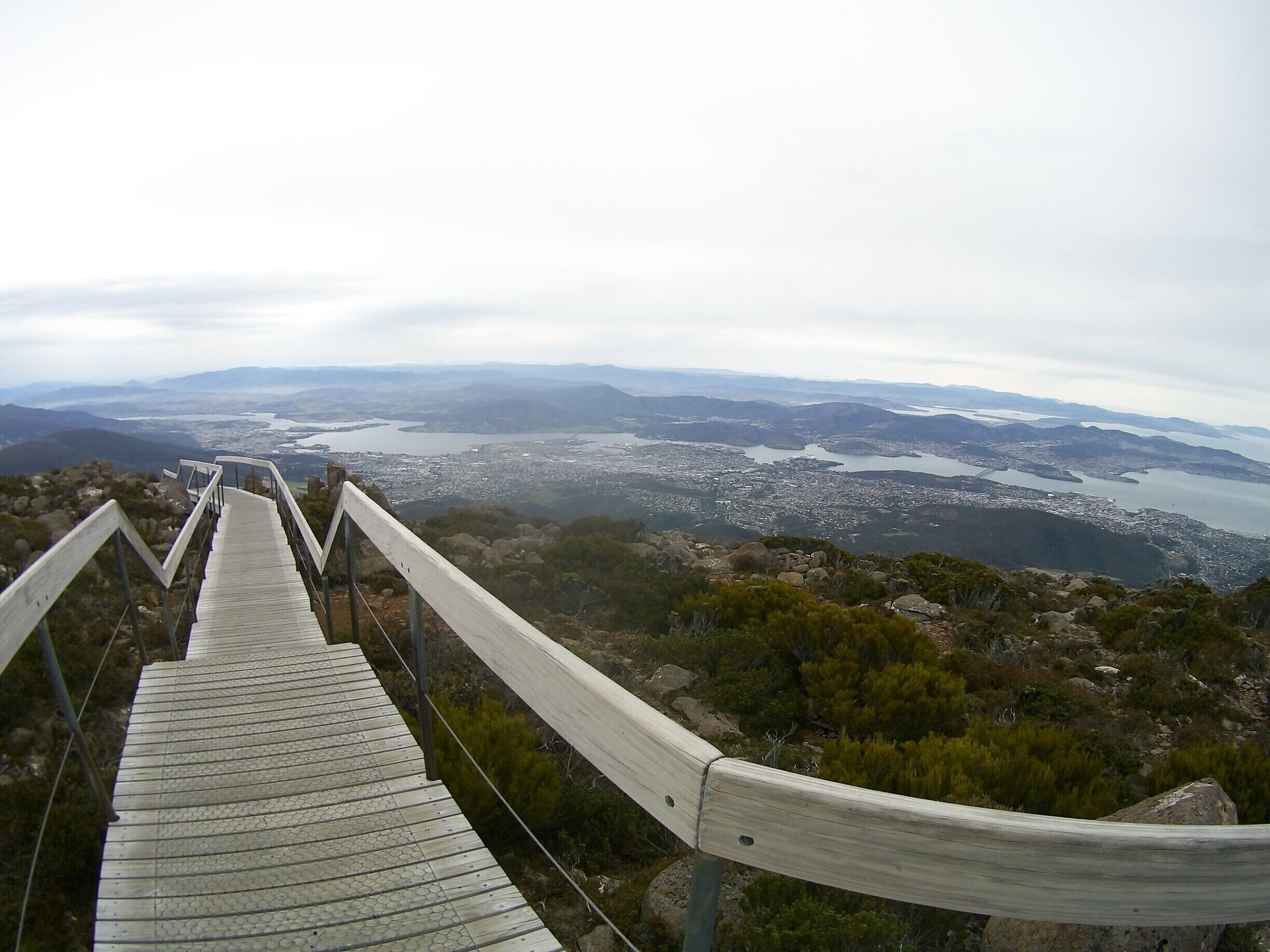 Birthday escape to this summit view, incredibly cold but worth the climb.

#2015van-tures #wanderingsnuggbug
