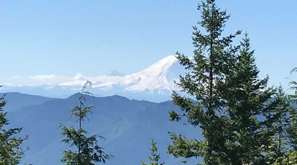 View from Mt. Si on a clear day!
#lifeatexpedia
