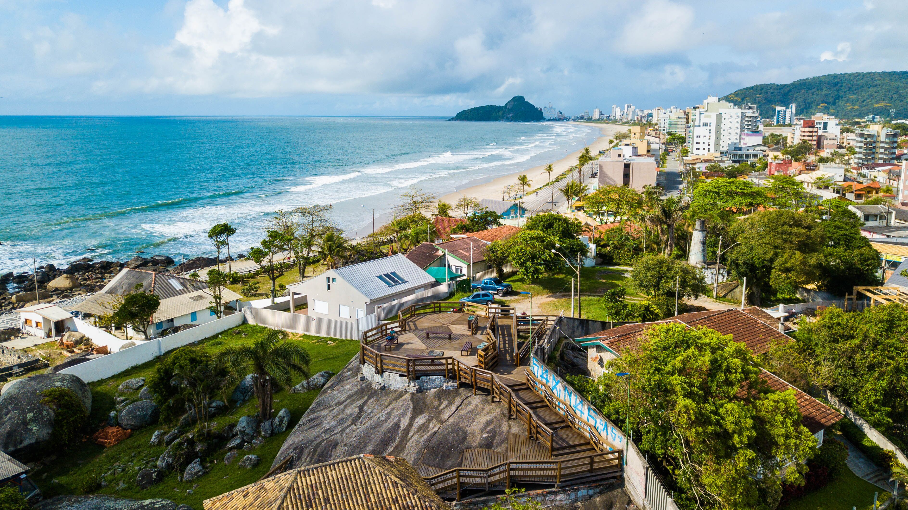 Matinhos - PR. Aerial view of the Mirante das Pedras, in Matinhos, Paraná, Brazil