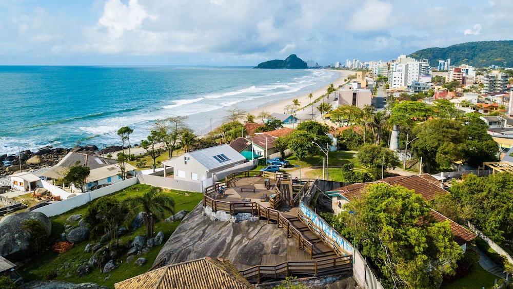 Matinhos - PR. Aerial view of the Mirante das Pedras, in Matinhos, Paraná, Brazil