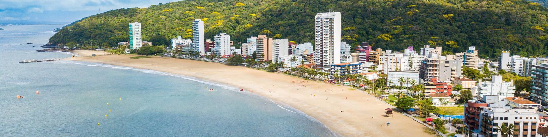 Matinhos - PR. Aerial view of Mansa beach, in Caiobá, Paraná, Brazil