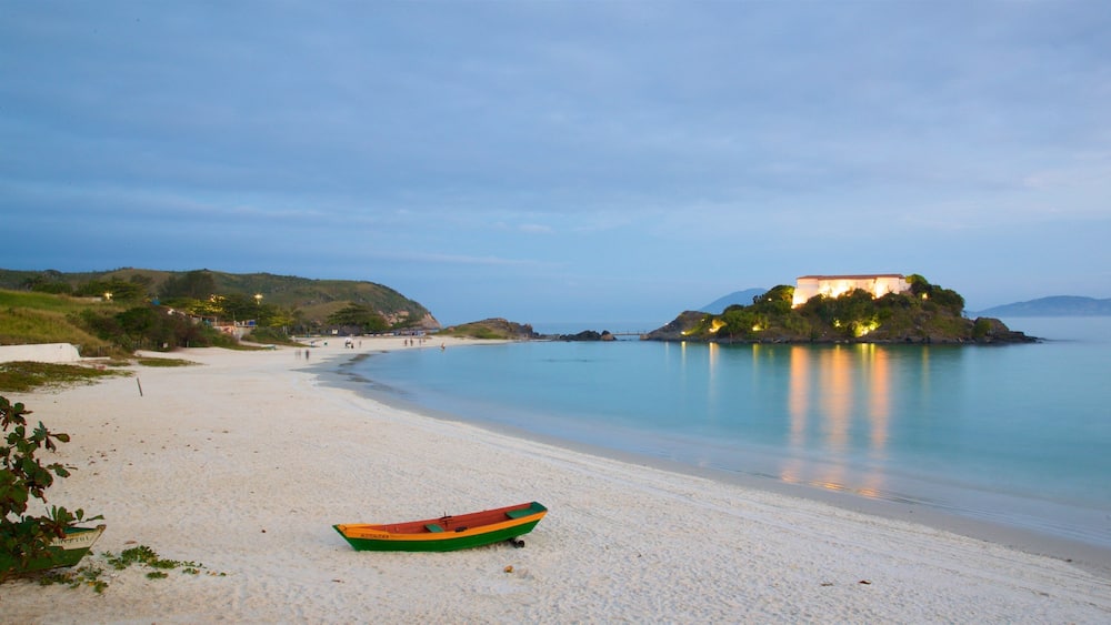 Sao Mateus Fort showing general coastal views, island images and a beach