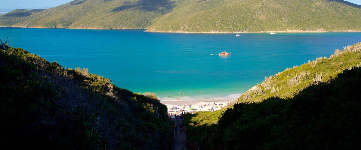 Pontal do Atalaia Beach which includes general coastal views