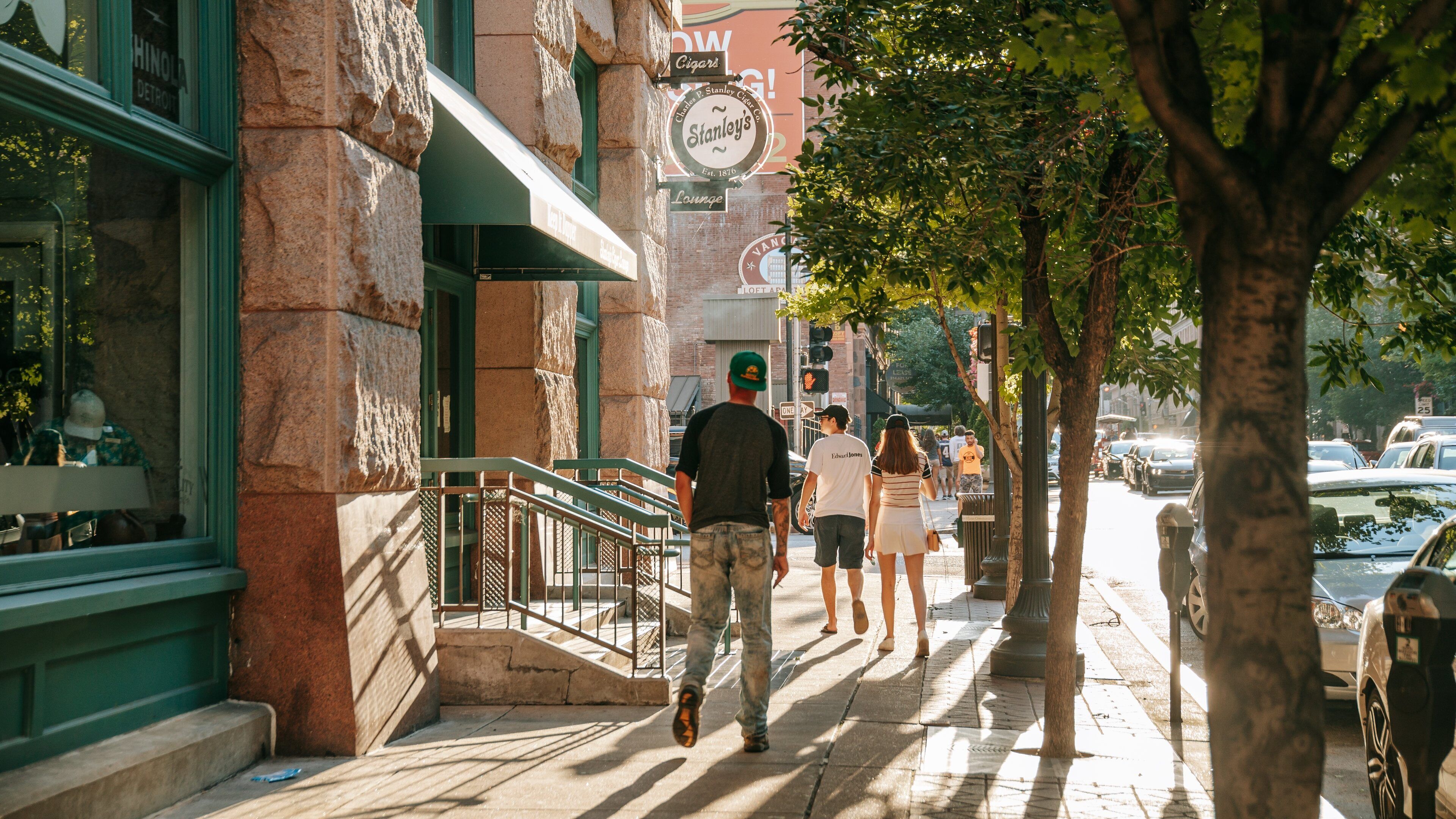Washington Avenue Historic District which includes street scenes