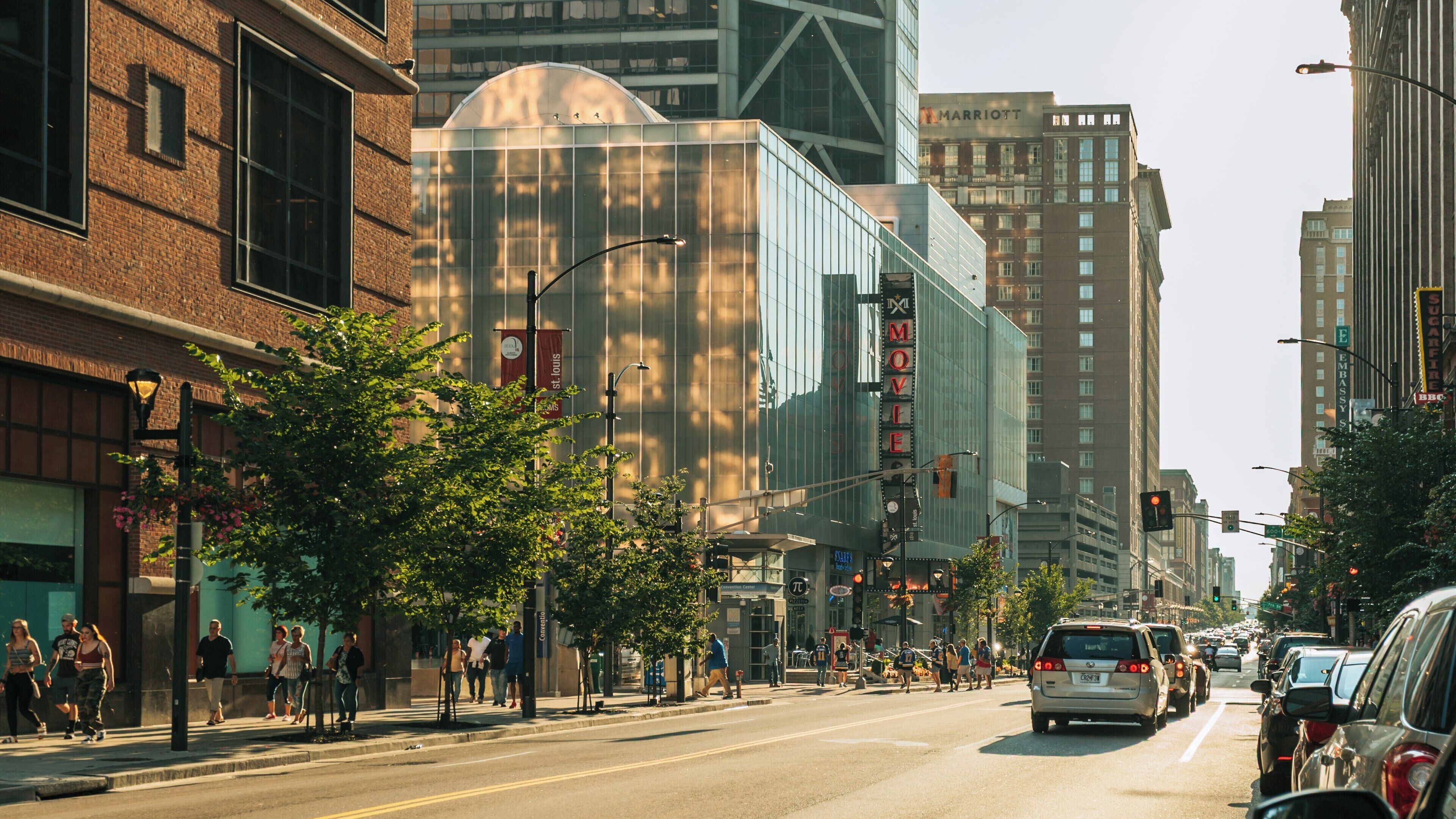 Washington Avenue Historic District showcases vibrant downtown St. Louis with bustling streets and modern architecture