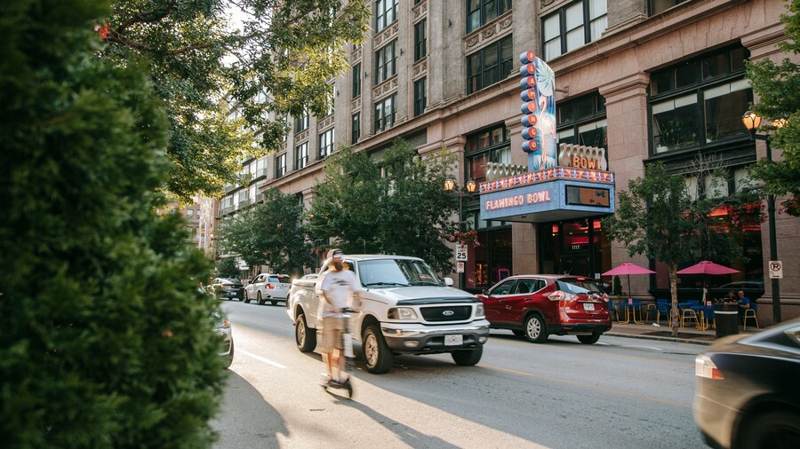 Washington Avenue Historic District which includes street scenes and a city