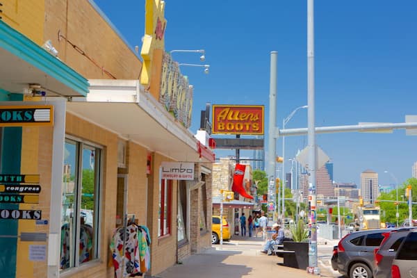 South Congress which includes signage and shopping