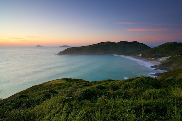 Point de vue panoramique de JoĂŁo Fernandes mettant en vedette coucher de soleil, panoramas et vues littorales