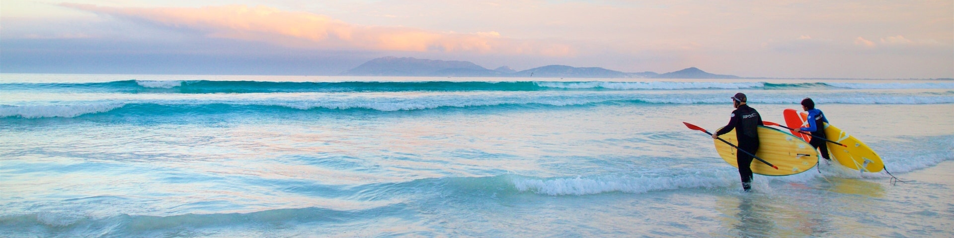 Forte Beach which includes kayaking or canoeing, a sunset and general coastal views