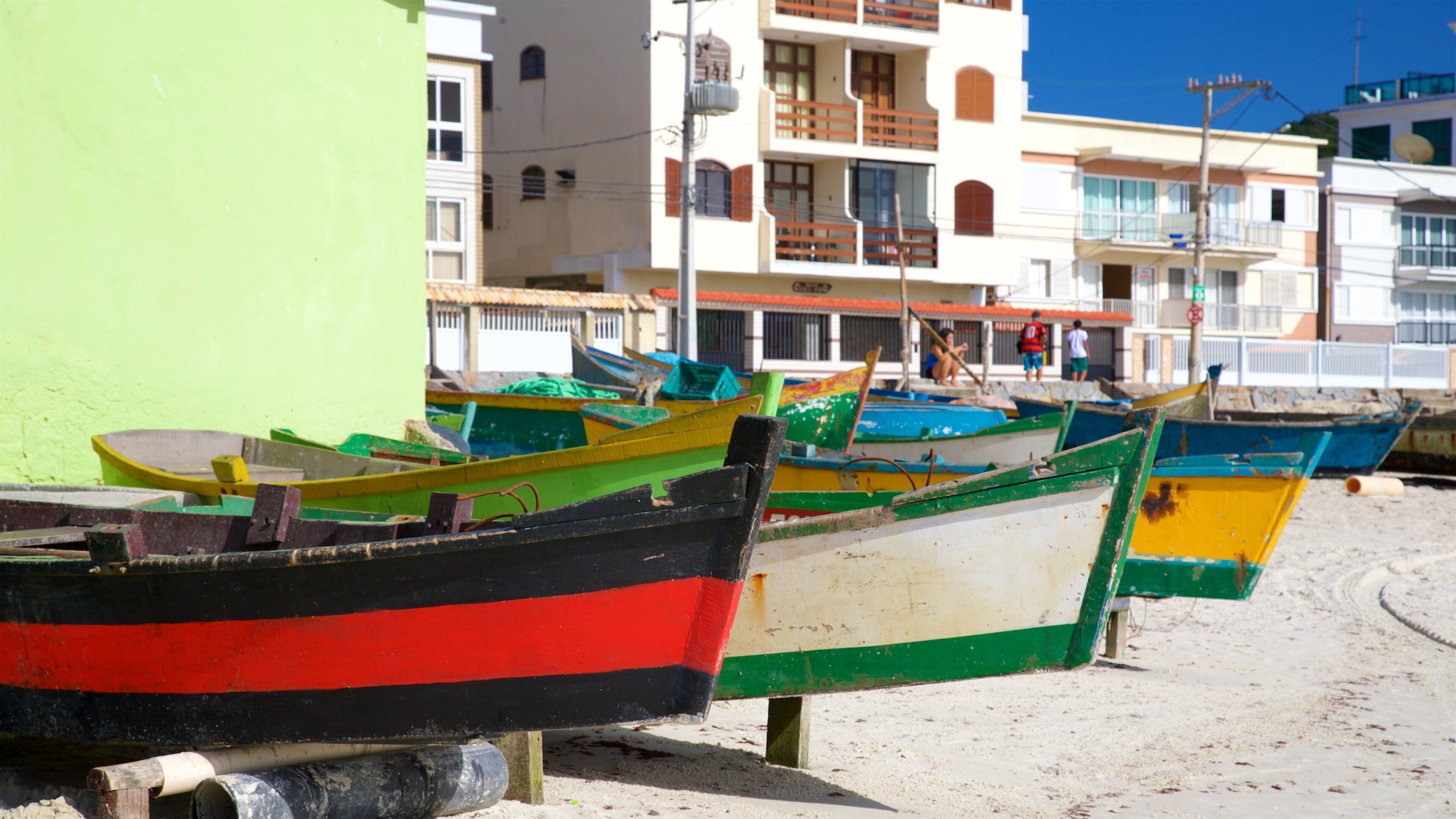 Playa Prainha mostrando una playa y una localidad costera