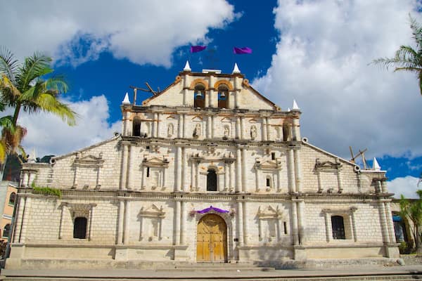 San Francisco de Asísin kirkko featuring kirkko tai katedraali ja perintökohteet